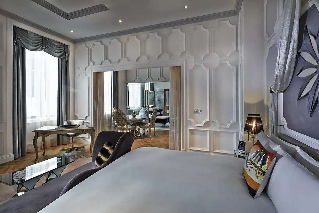 So Sofitel Singapore Hotel